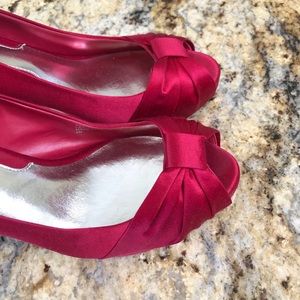 White House Black Market Satin Heels